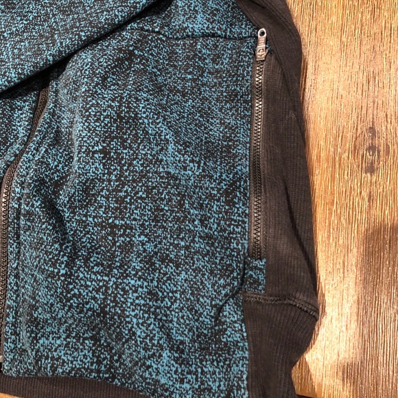 Lululemon Zip Up Sweater - Picture 4 of 6